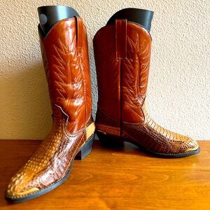 Custom Exotic Hornback Alligator boots